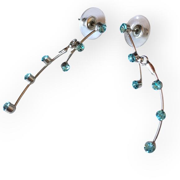 Dainty silver tone pale blue rhinestone jointed post earrings - Picture 1 of 8